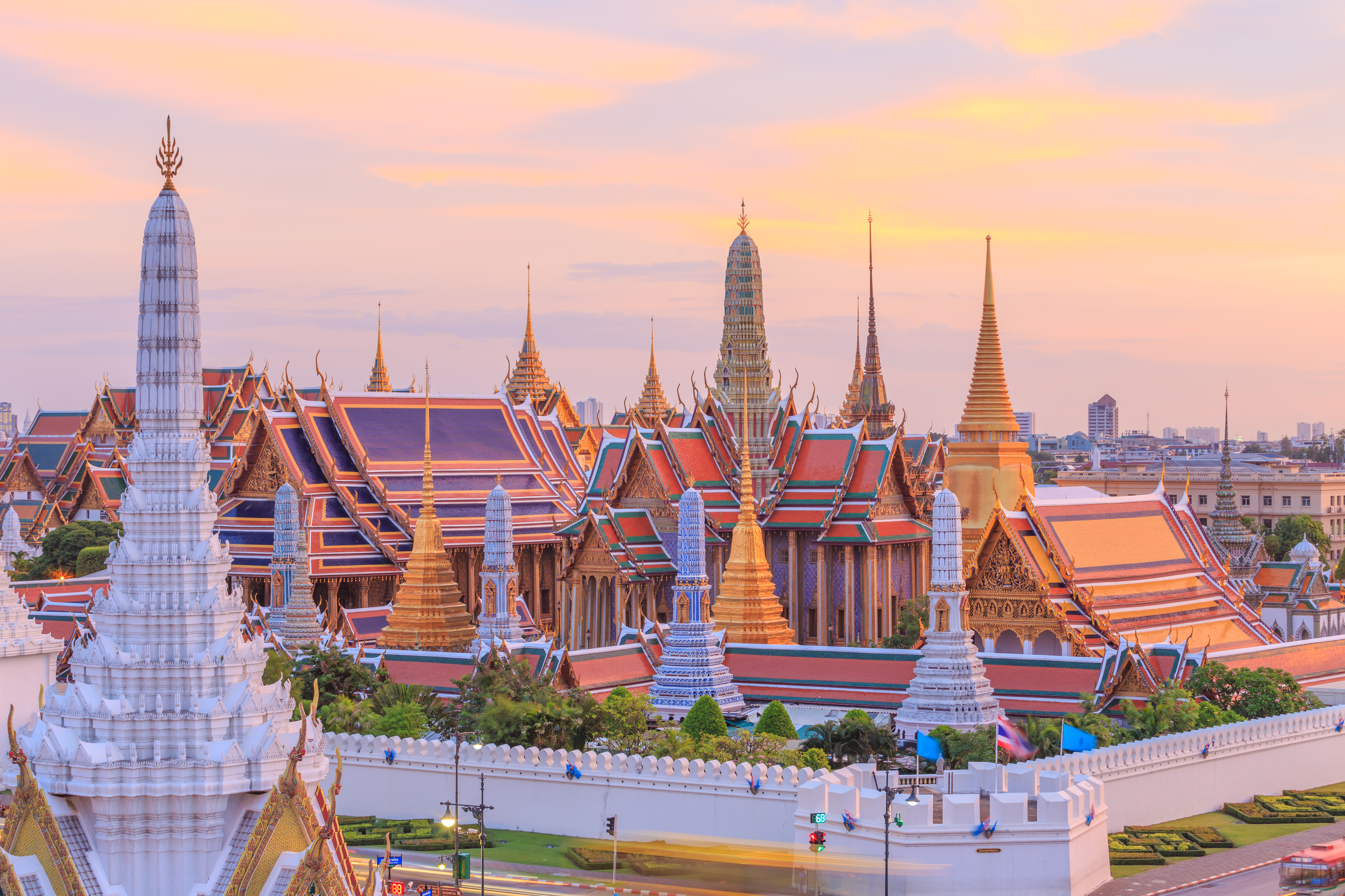 Les plus beaux temples de Bangkok  Skyscanner France